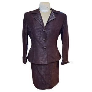High Point Women’s Suit 2-Piece Burgundy Reptile Jeweled Buttons Sz. 12 Career